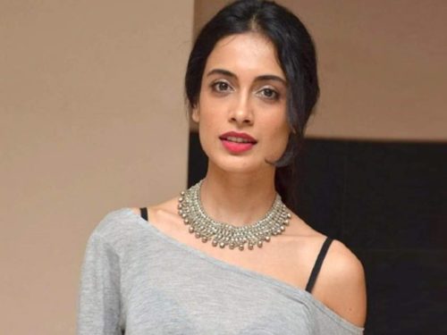 SARAH JANE DIAS 